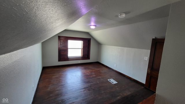 1604 W 11th Street, Anderson, IN 46016