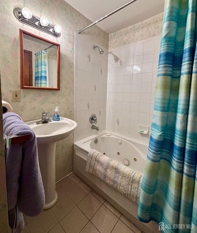 221 Brook Drive, Milltown, NJ 08850