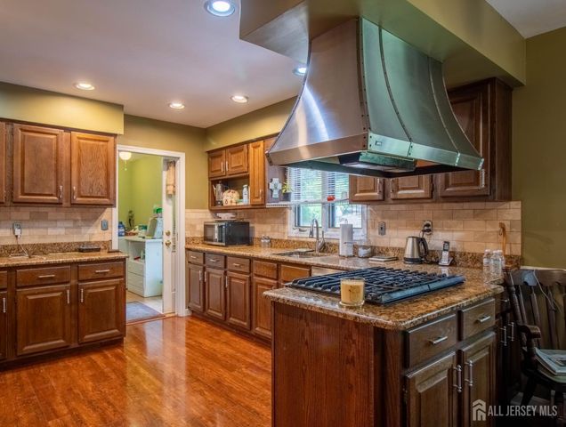 221 Brook Drive, Milltown, NJ 08850