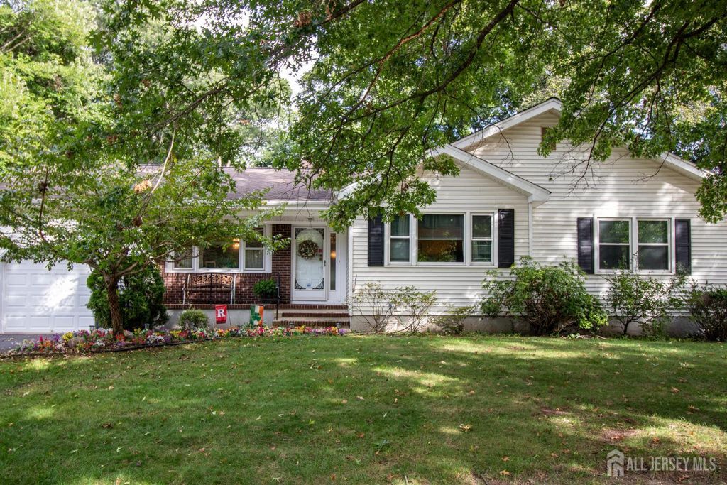 221 Brook Drive, Milltown, NJ 08850
