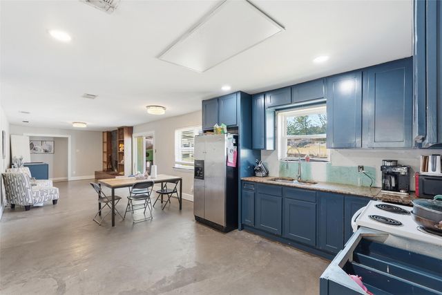 145 Lawson Road, Mesquite, TX 75181