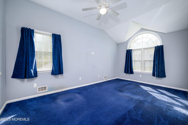 2 Knolls Drive, Jackson, NJ 08527