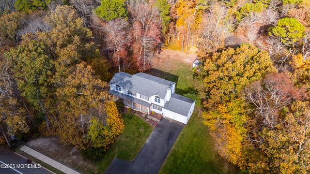 2 Knolls Drive, Jackson, NJ 08527