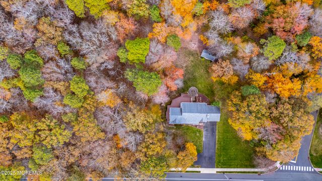 2 Knolls Drive, Jackson, NJ 08527