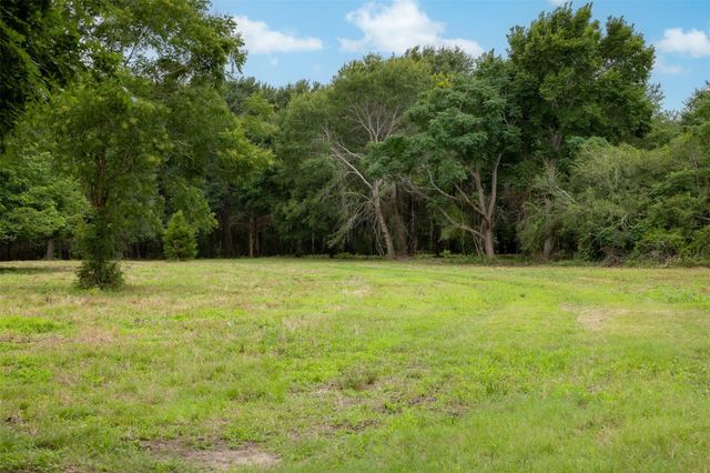 00 Ives Creek Road, Bellville, TX 77418