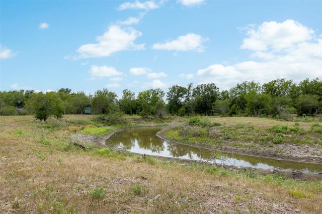 00 Ives Creek Road, Bellville, TX 77418
