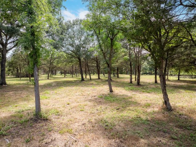 00 Ives Creek Road, Bellville, TX 77418