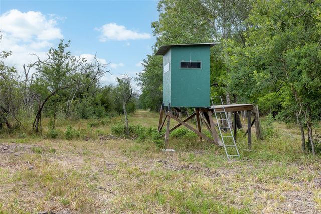 00 Ives Creek Road, Bellville, TX 77418