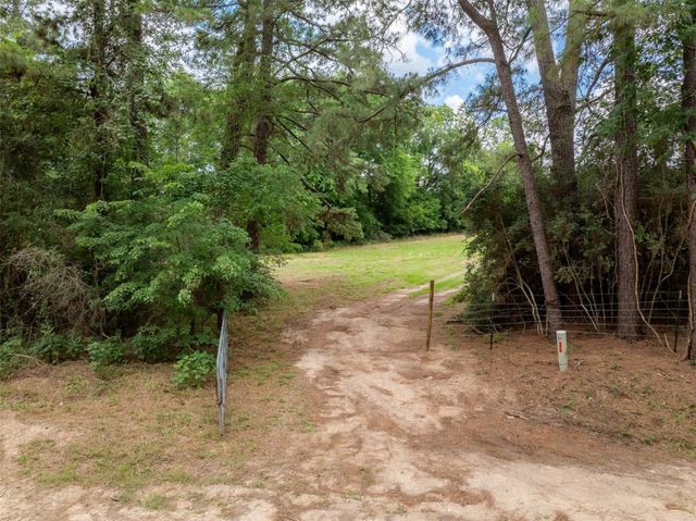 00 Ives Creek Road, Bellville, TX 77418