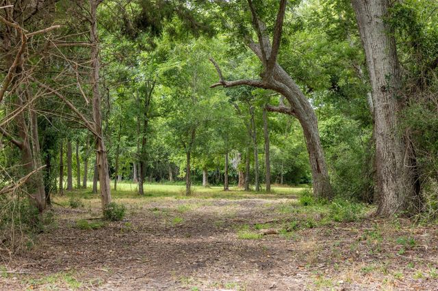 00 Ives Creek Road, Bellville, TX 77418