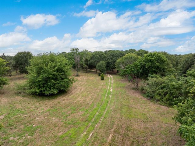 00 Ives Creek Road, Bellville, TX 77418