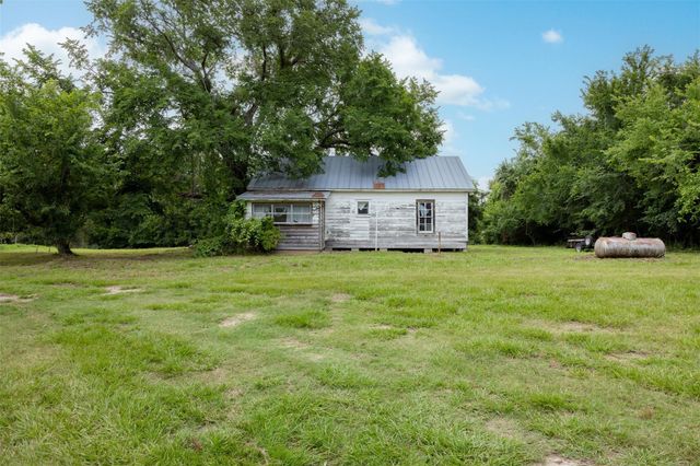 00 Ives Creek Road, Bellville, TX 77418