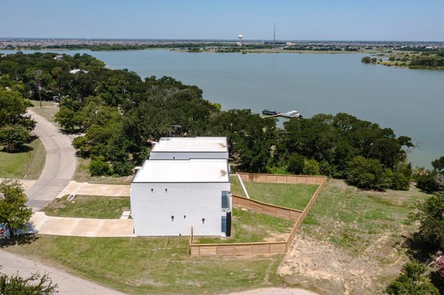 4601 Willow Court, The Colony, TX 75056