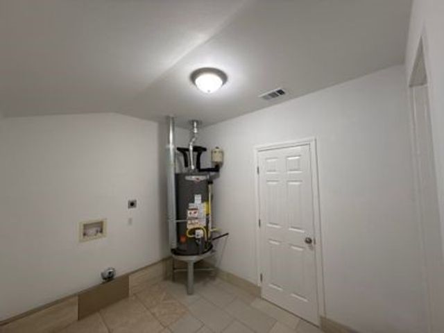 3221 Schieffer Avenue, Fort Worth, TX 76110