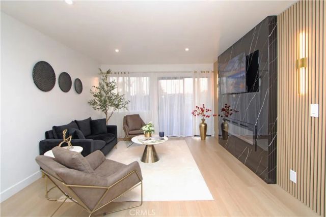 1140 Pacific 19, Long Beach, CA 90813