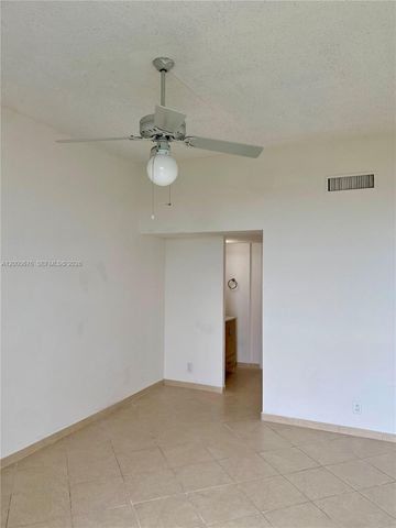 20379 W Country Club Drive PH40, Aventura, FL 33180