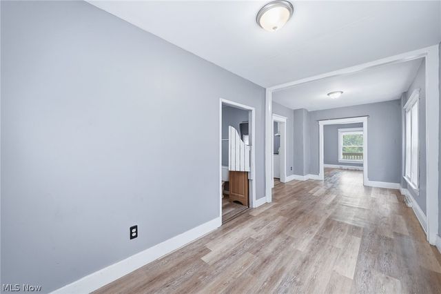 268 N Adams Street, Akron, OH 44304