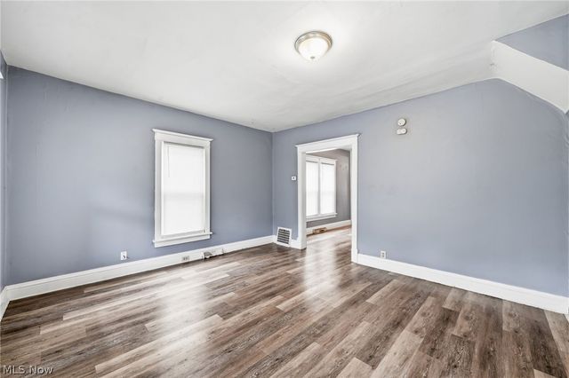 268 N Adams Street, Akron, OH 44304