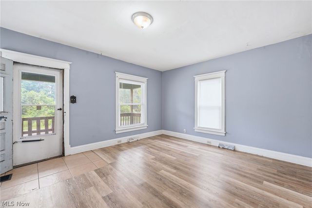 268 N Adams Street, Akron, OH 44304