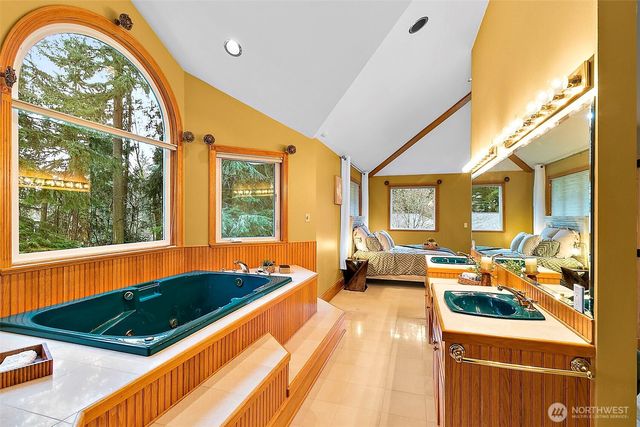 27610 111th Avenue SE, Kent, WA 98030