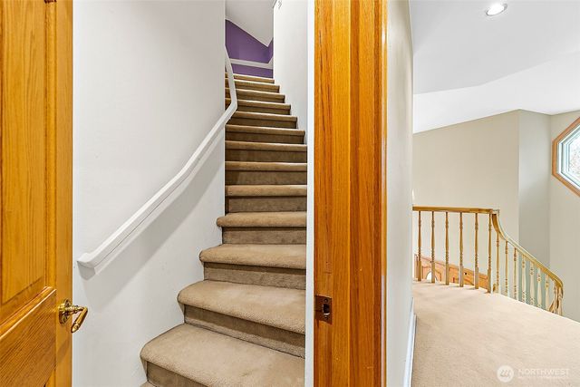 27610 111th Avenue SE, Kent, WA 98030