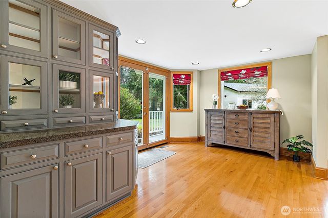 27610 111th Avenue SE, Kent, WA 98030