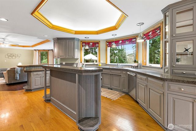 27610 111th Avenue SE, Kent, WA 98030