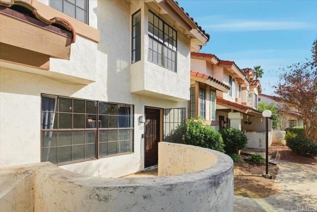 1651 S Juniper Street 137, Escondido, CA 92025