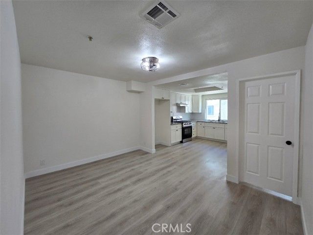 70 Harkness Avenue 4, Pasadena, CA 91106