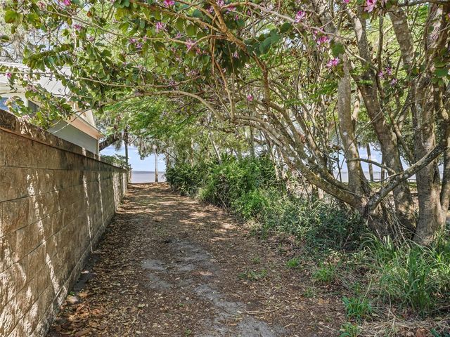 13945 SE 156TH LANE, Weirsdale, FL 32195