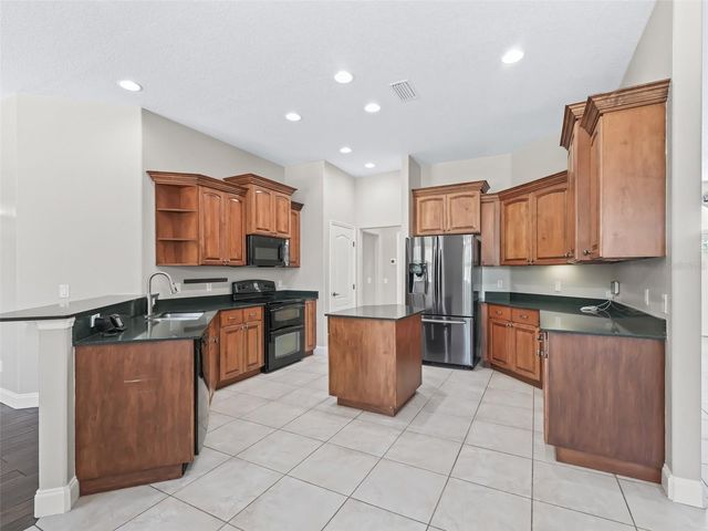 13945 SE 156TH LANE, Weirsdale, FL 32195