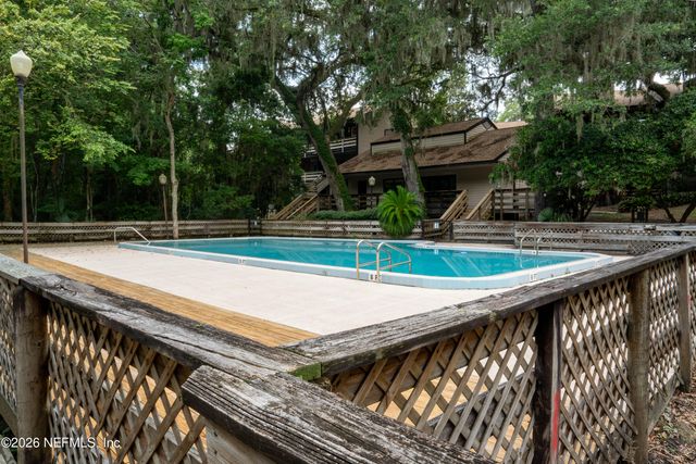 1604 ARCADIA Drive 313, Jacksonville, FL 32207