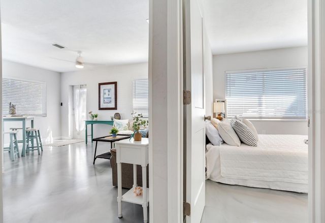 508 129TH AVENUE E, Madeira Beach, FL 33708