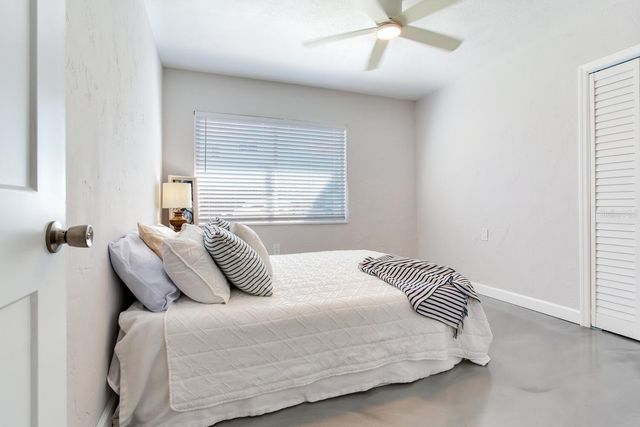 508 129TH AVENUE E, Madeira Beach, FL 33708