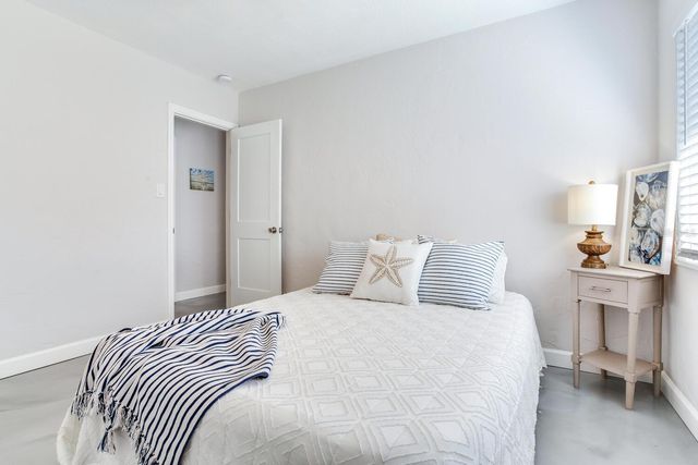 508 129TH AVENUE E, Madeira Beach, FL 33708