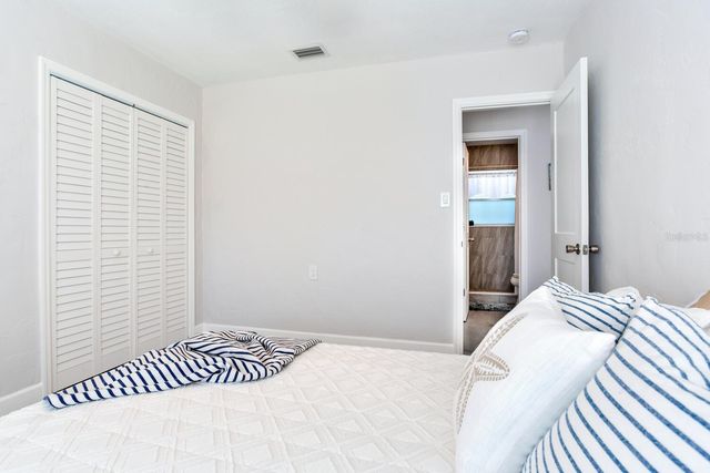 508 129TH AVENUE E, Madeira Beach, FL 33708