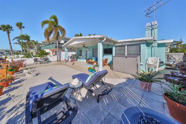 508 129TH AVENUE E, Madeira Beach, FL 33708