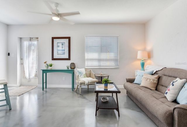 508 129TH AVENUE E, Madeira Beach, FL 33708