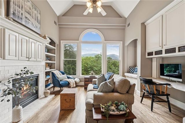 61 Sharp Top Mountain, Jasper, GA 30143