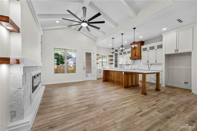 708 La Laguna Road, Mission, TX 78572