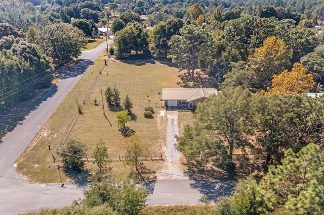 3382 Polly Lane, Crestview, FL 32539