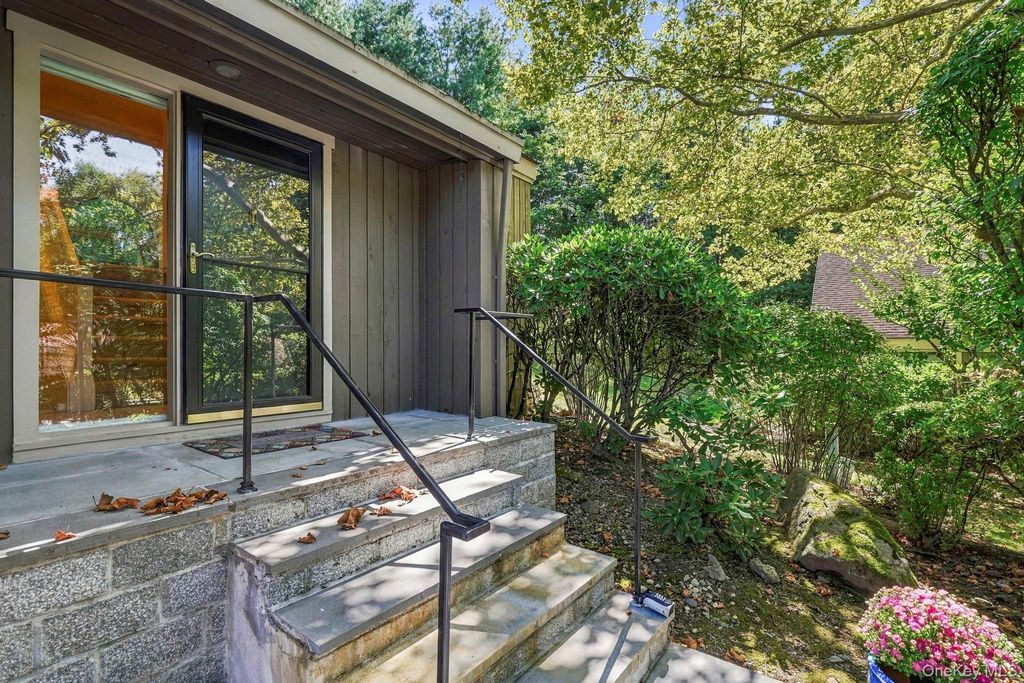 558 Heritage Hills Drive B, Somers, NY 10589 — photo 5