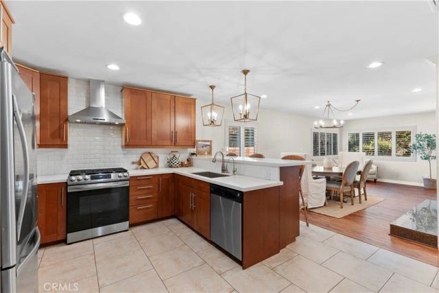 1418 Longview, Fullerton, CA 92831