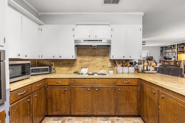 138 County Road 2404, Pittsburg, TX 75686