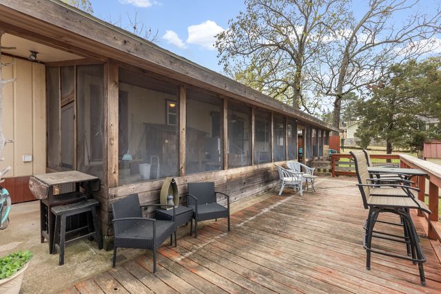 138 County Road 2404, Pittsburg, TX 75686