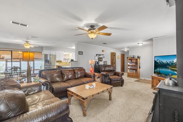 138 County Road 2404, Pittsburg, TX 75686