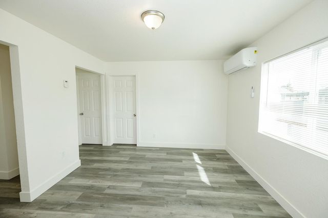 403 Stockton St, Manteca, CA 95337
