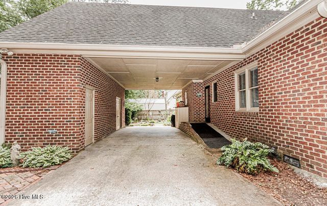 5009 Brassfield Drive, Rocky Mount, NC 27803