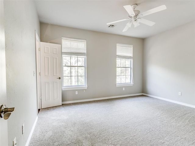 16 Greenmore Drive, Edmond, OK 73034