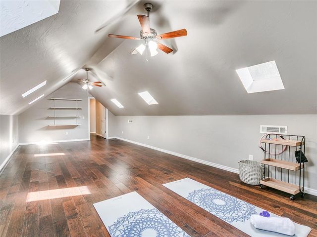 16 Greenmore Drive, Edmond, OK 73034